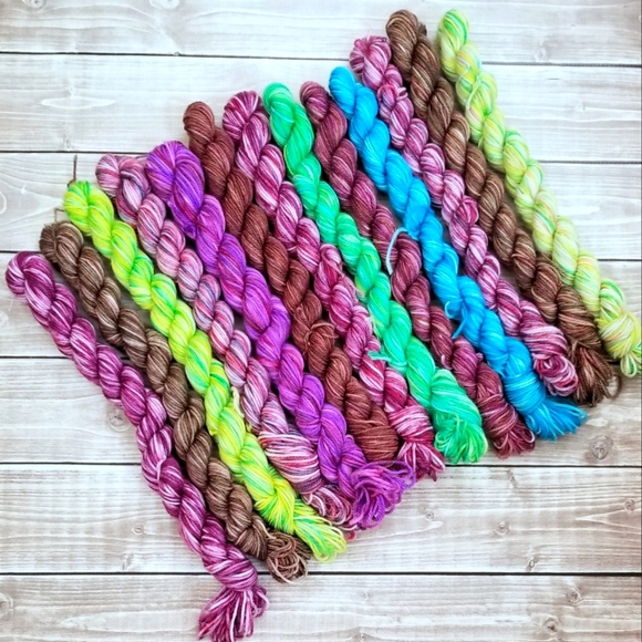 Other - Indie dyed mini skiens